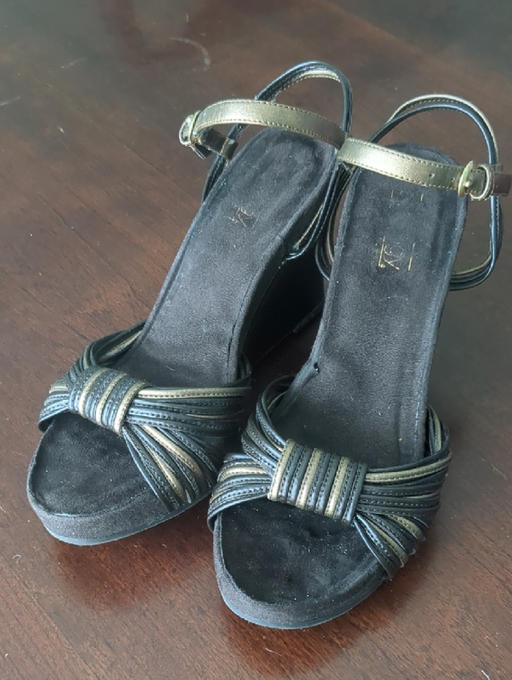 Aerology Black and Gold Wedge Sandals Size 5.5